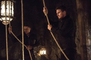 Arrow 3. Sezon 20. Bölüm Ön İnceleme 6 Arrow 3x20-5