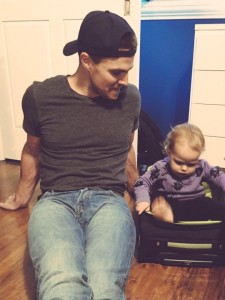 Stephen Amell Kimdir? - Arrow 1 stephen-amell-mavi