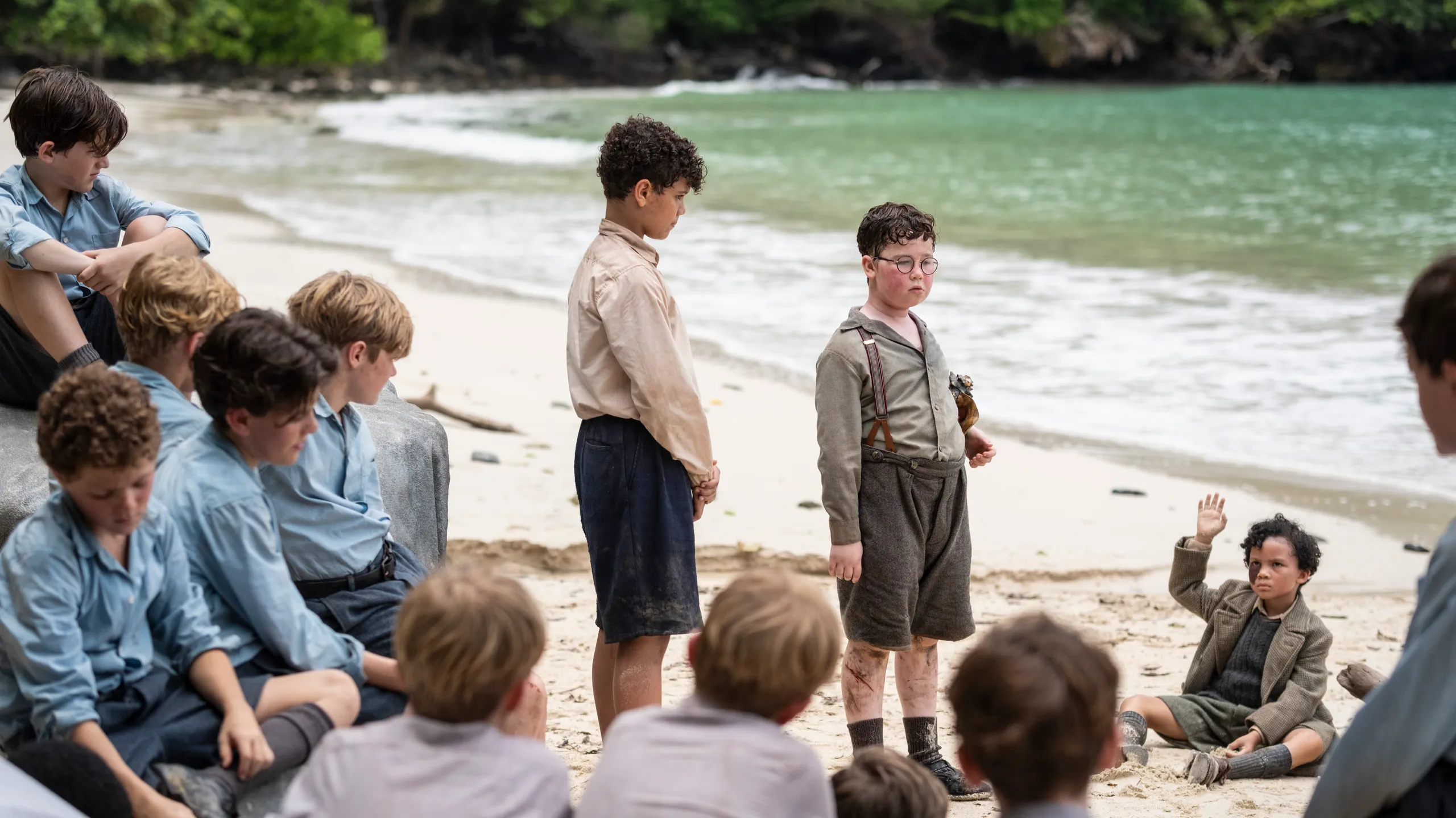 Sineklerin Tanrısı - Lord of the Flies Fragmanı Yayınlandı 1 Sineklerin Tanrısı - Lord of the Flies Dizi Oyuncuları