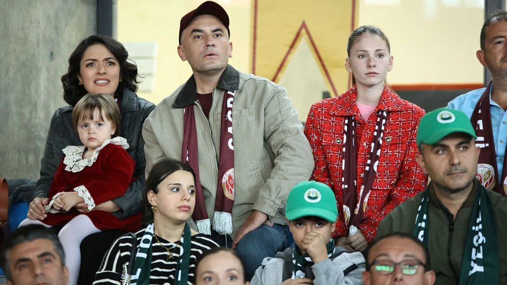 Başka Bir Sen Filmi