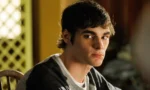 Breaking Bad - RJ Mitte - Walter White Jr. (Flynn)