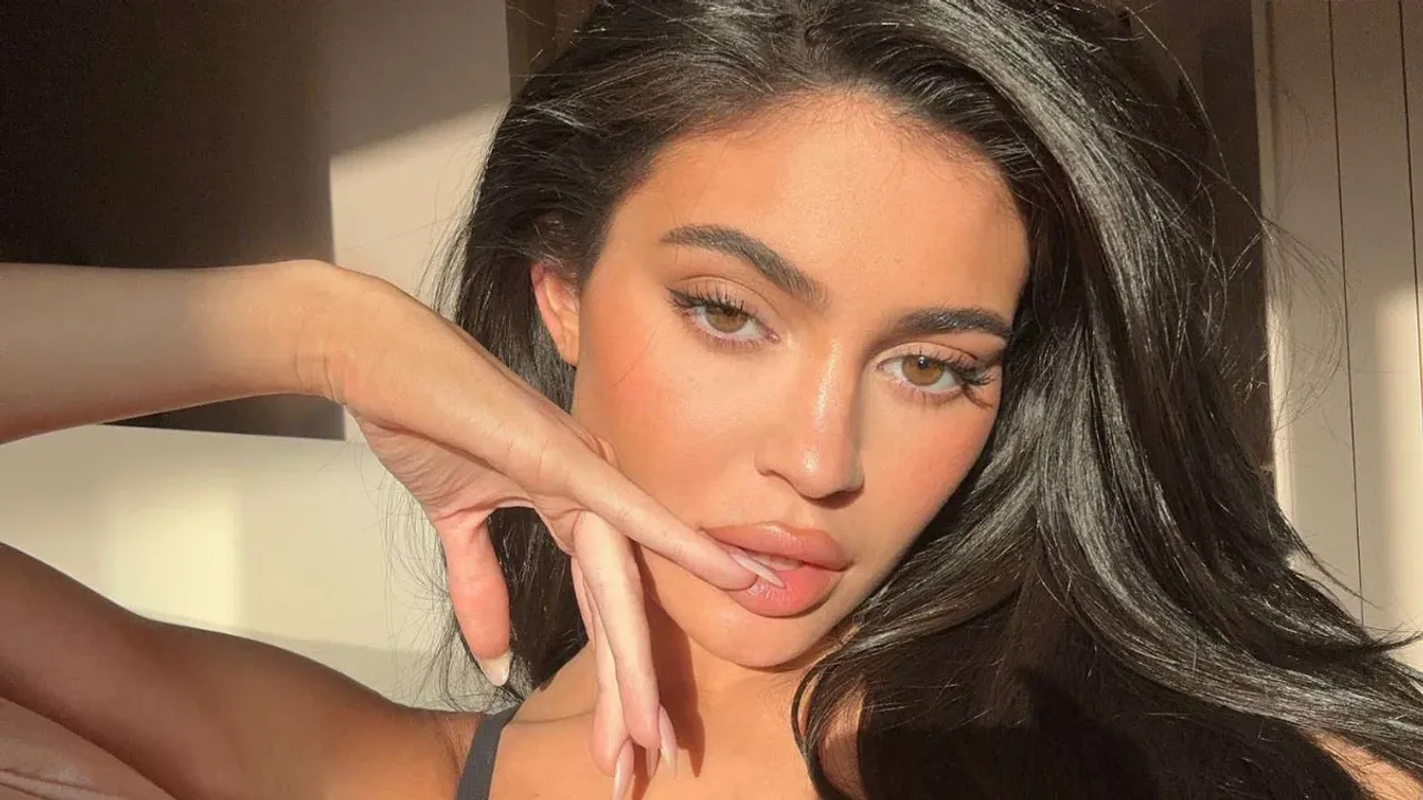 Kylie Jenner Başrolde! Bachelorette Weekend Dizisinin Detayları 1 Kylie Jenner Başrolde Bachelorette Weekend Dizisi